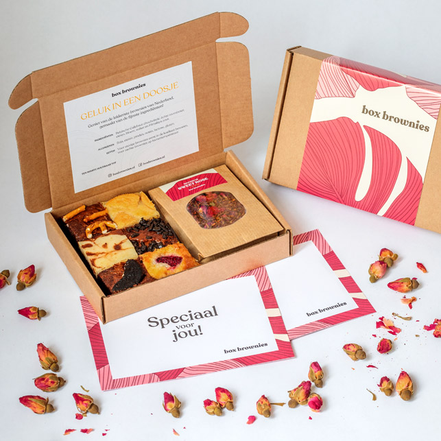 Brownies per post bestellen Box Brownies Dé lekkerste van Nederland!