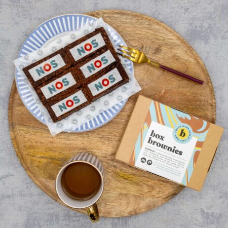 Dienblad met logo box brownies