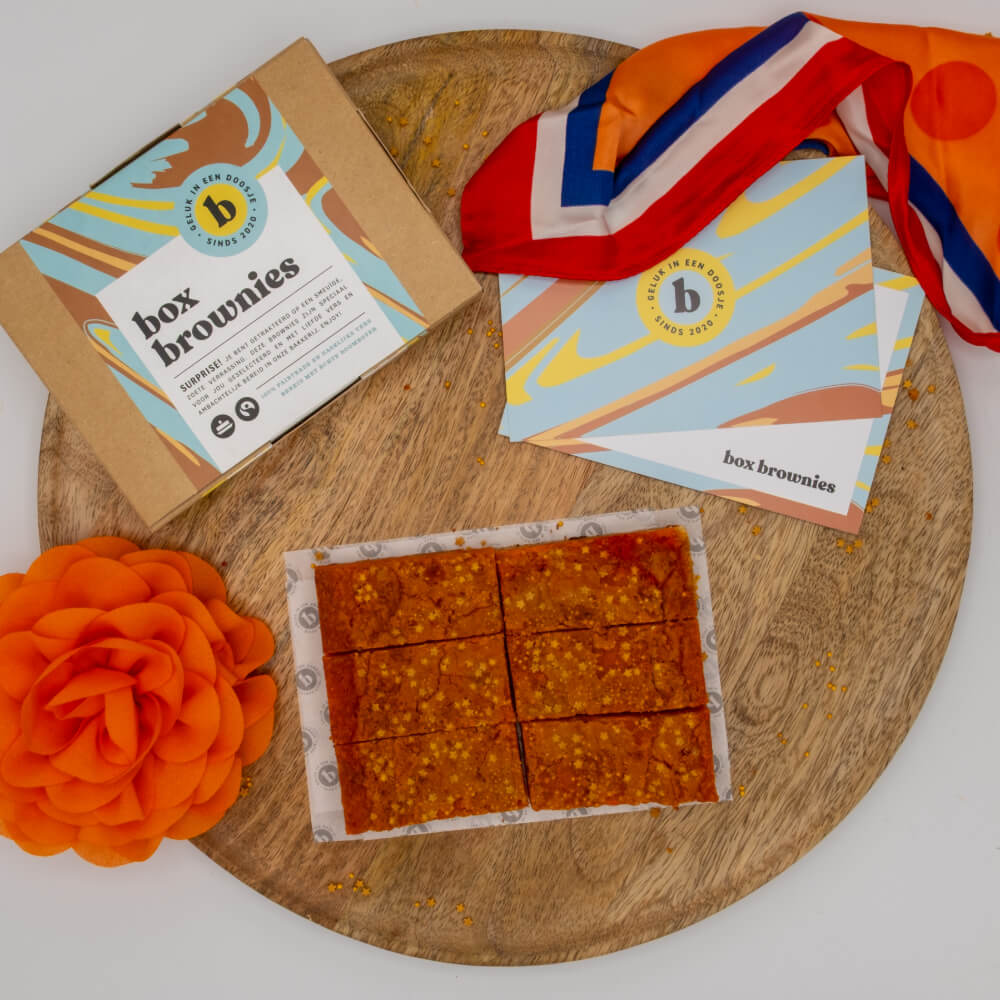 koningsdag blondies bovenaanzicht 6 bars